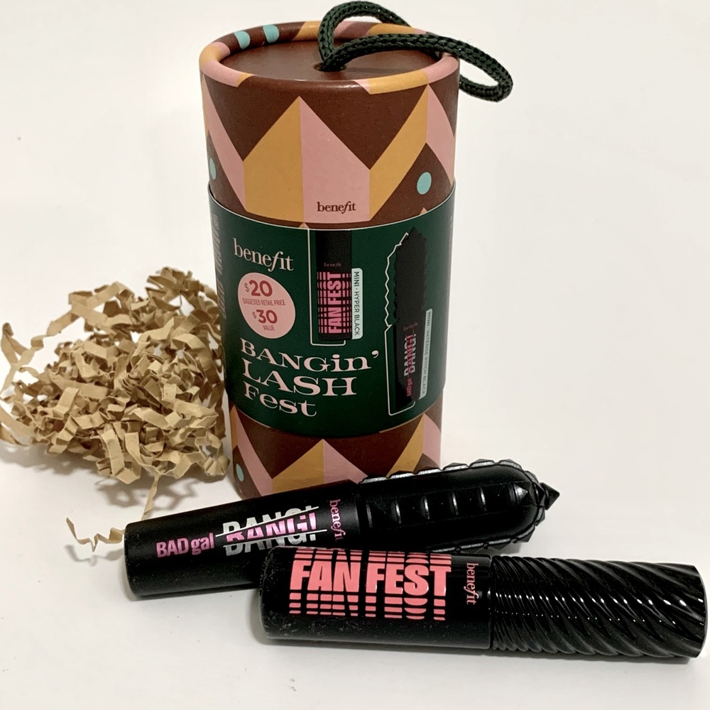 Benefit Bangin’ Lash Fest 2pc Mini Mascara Gift Set: 1 Fan Fest & 1 Bad Gal Bang